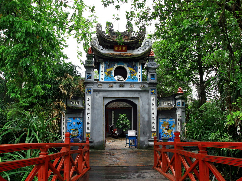 Hanoi offers free admission at six tourist spots during Tet